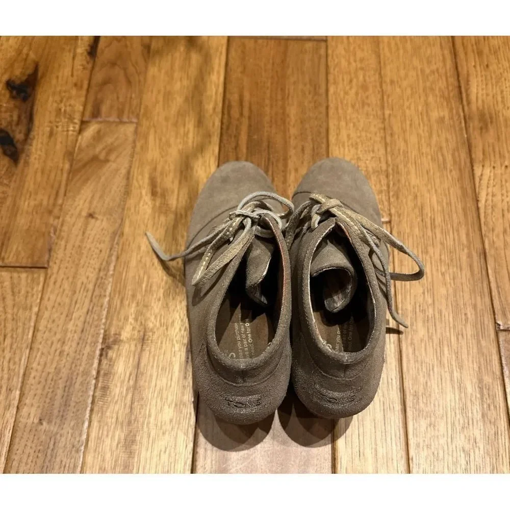 TOMS wedge booties‎